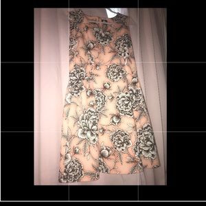 Sleeveless form fitting dress